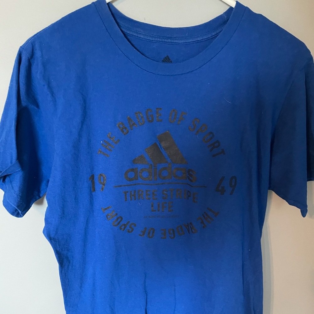 Adidas t-shirt